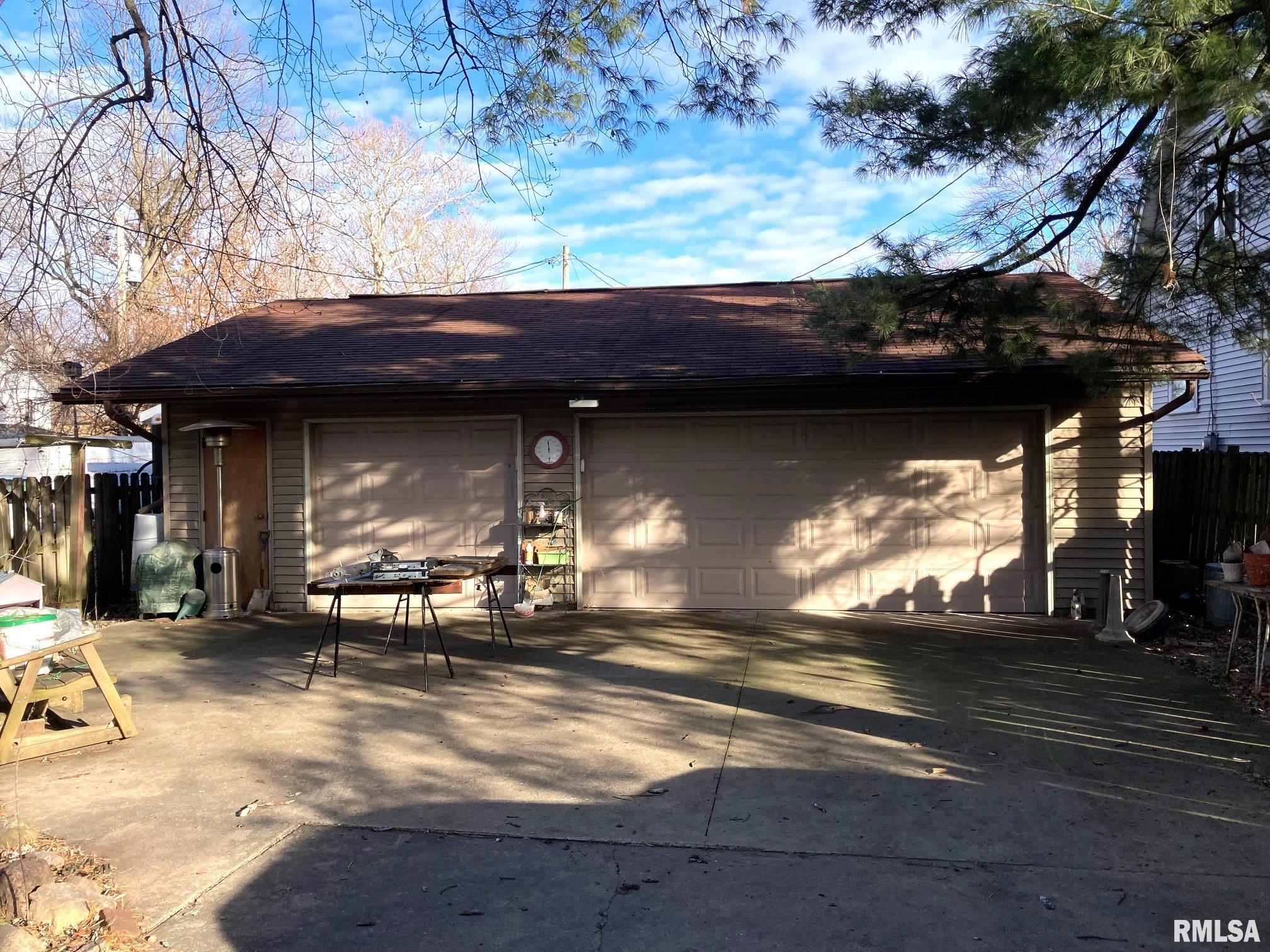 818 South Walnut Street Springfield, IL 62704 - Photo 34 of 35