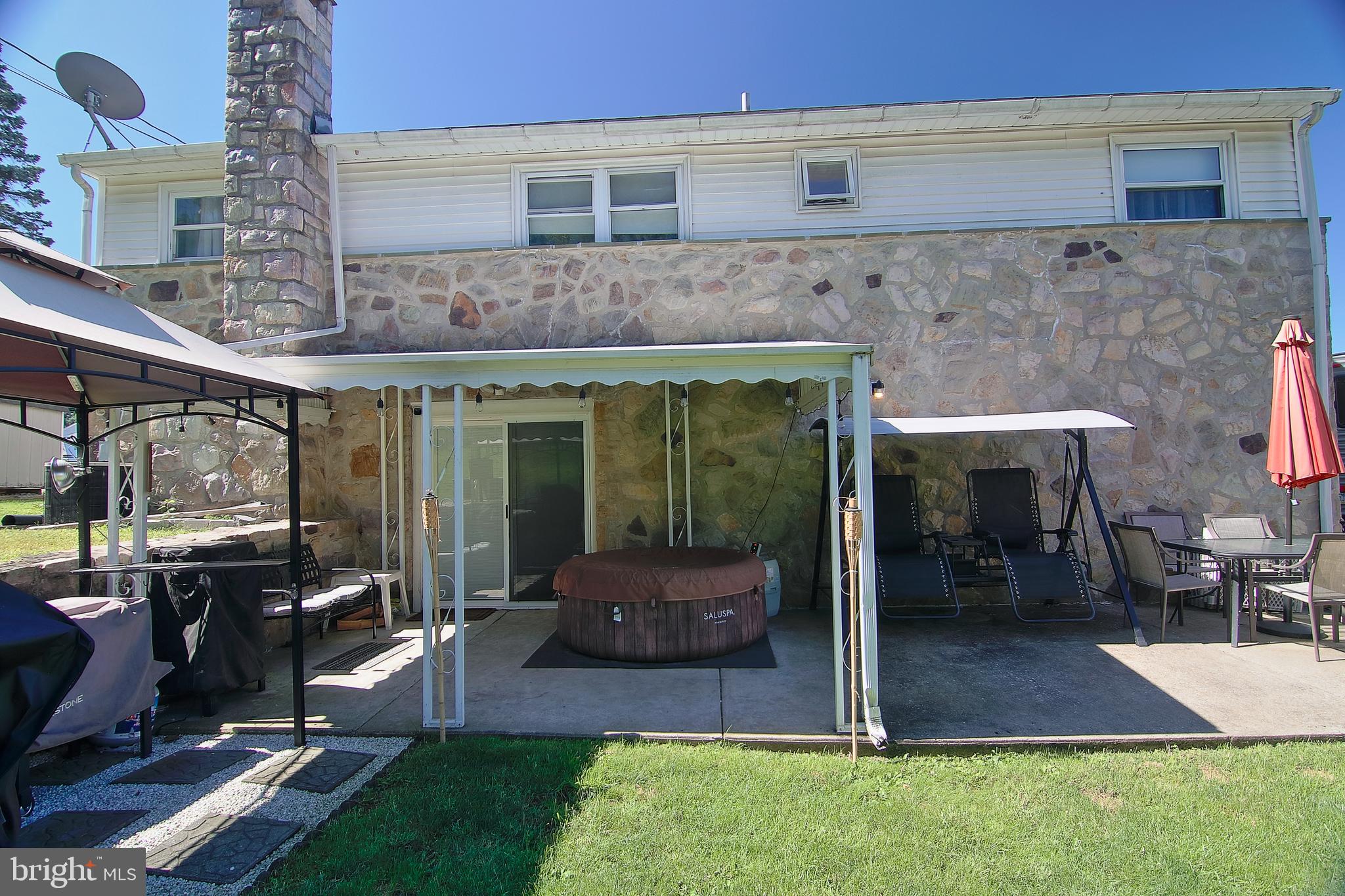 2315 Alsace Road Reading, PA 19604 - Photo 27 of 32 Back Patio