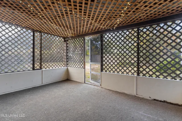 $198,000 | 1513 Woodhaven Street, Pascagoula, MS 39581