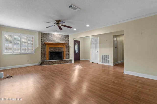 $198,000 | 1513 Woodhaven Street, Pascagoula, MS 39581