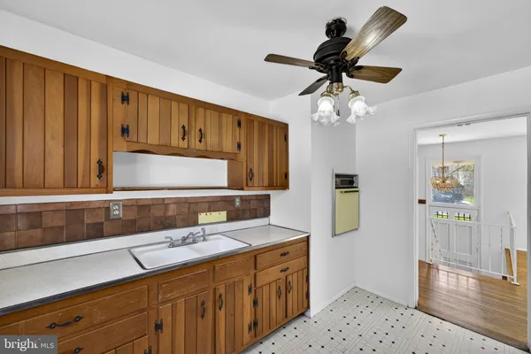 $550,000 | 9812 Lomond Drive, Manassas, VA 20109