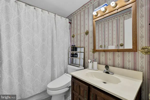 $550,000 | 9812 Lomond Drive, Manassas, VA 20109