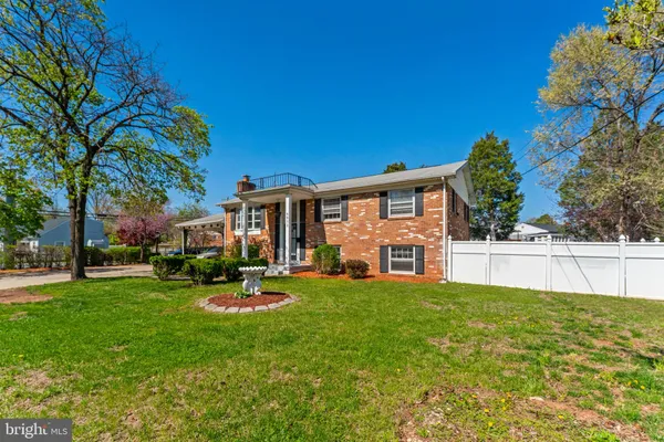 $550,000 | 9812 Lomond Drive, Manassas, VA 20109
