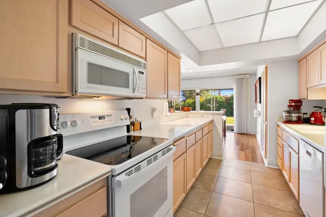 $650,000 | 46310 Burroweed Lane, Palm Desert, CA 92260