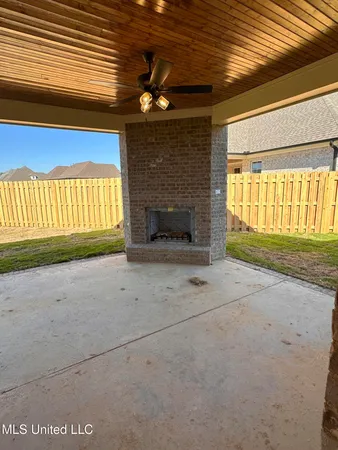 $544,900 | 1817 Caribe Drive, Nesbit, MS 38651