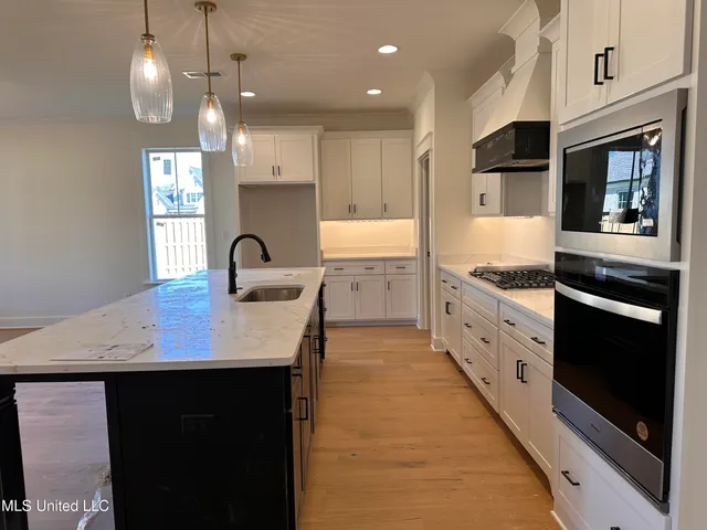 $544,900 | 1817 Caribe Drive, Nesbit, MS 38651