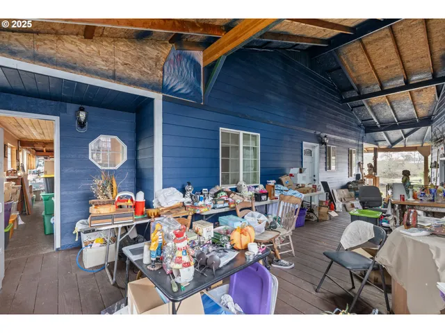 $575,000 | 1907 Southwest Duke Road, Sutherlin, OR 97479