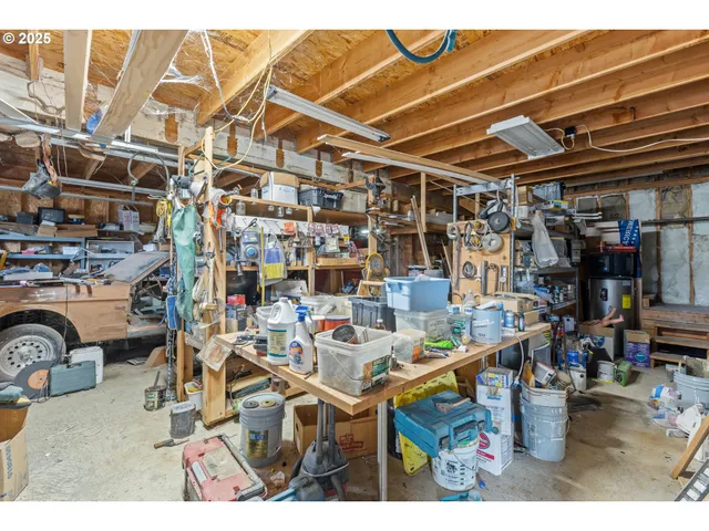 $575,000 | 1907 Southwest Duke Road, Sutherlin, OR 97479