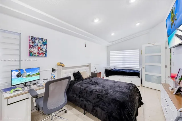 $699,000 | 471 Southwest 203rd Avenue, Pembroke Pines, FL 33029