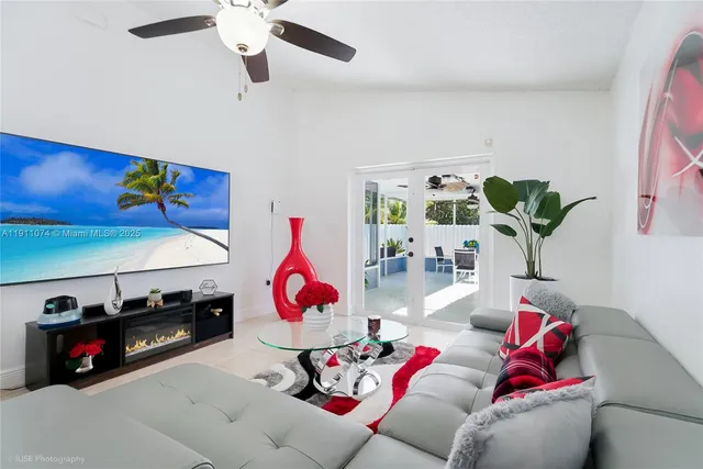 $699,000 | 471 Southwest 203rd Avenue, Pembroke Pines, FL 33029