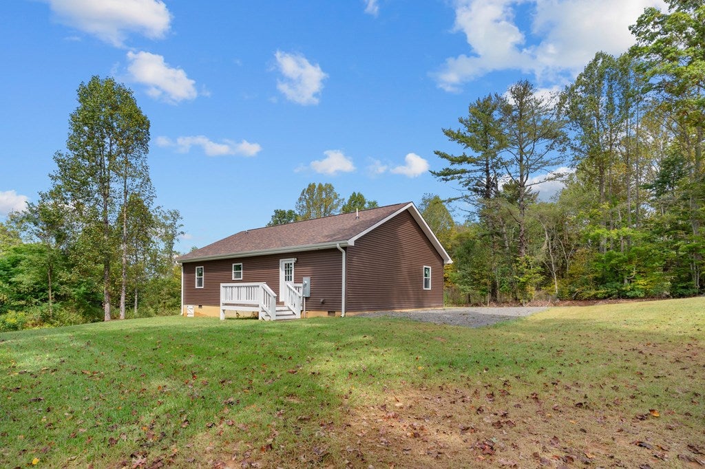 1177 Deer Ridge Road Hillsville, VA 24343 - Photo 24 of 38 Gallery Image 24