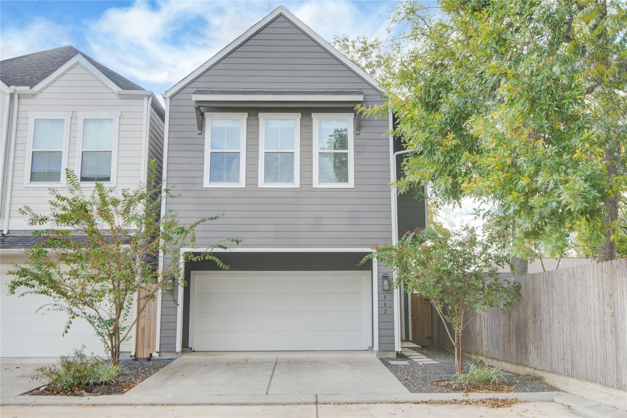 802 Berry Sage Lane Houston, TX 77022 - Photo 1 of 23