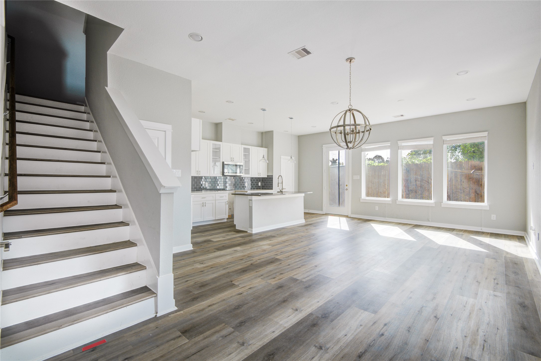 802 Berry Sage Lane Houston, TX 77022 - Photo 4 of 23