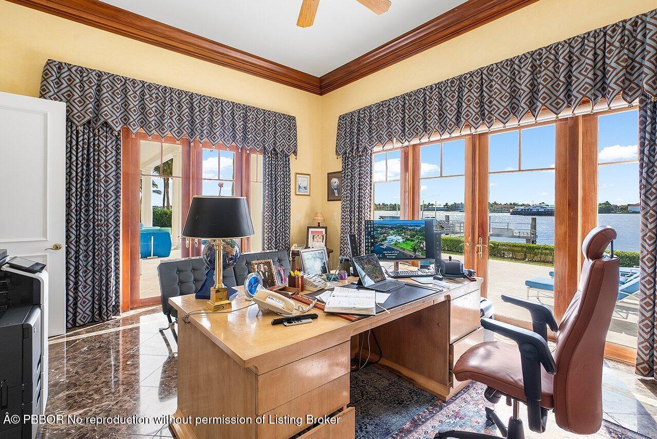 1275 Lands End Road Lake Worth, FL 33462 - Photo 31 of 83 030-1275LandsEndRoad-Lantana-FL-33462-SM