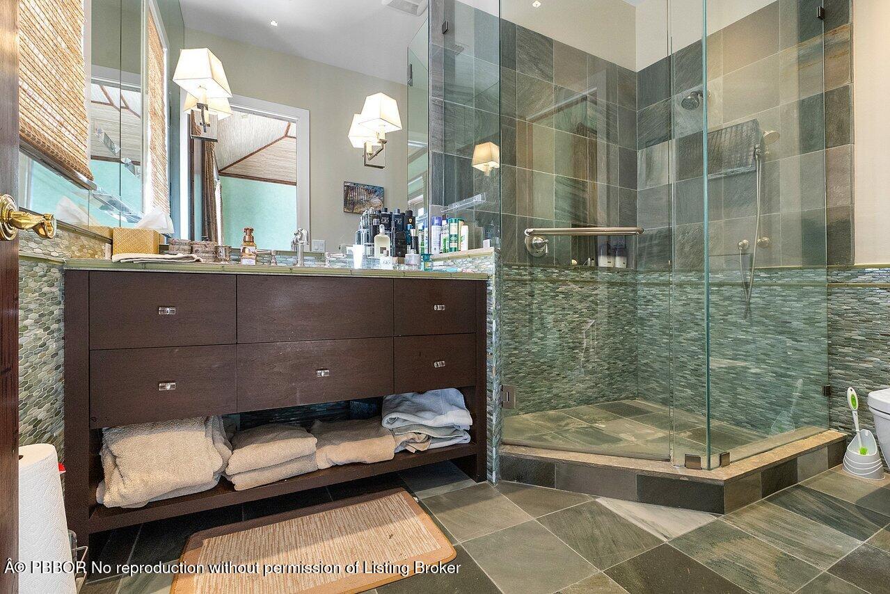 1275 Lands End Road Lake Worth, FL 33462 - Photo 44 of 83 043-1275LandsEndRoad-Lantana-FL-33462-SM