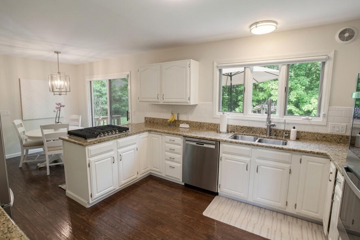 6985 Spring Crest Court Clarkston, MI 48346 - Photo 16 of 53