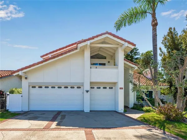 $2,249,000 | 25122 Via Pacifica, Dana Point, CA 92629