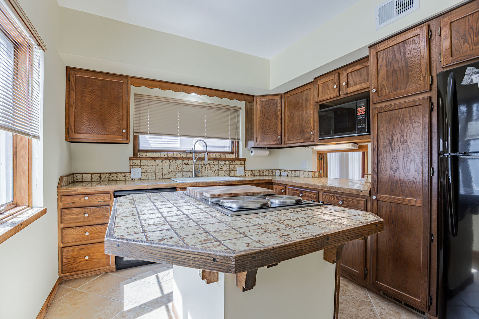 1115 West John Street Champaign, IL 61821 - Photo 11 of 35