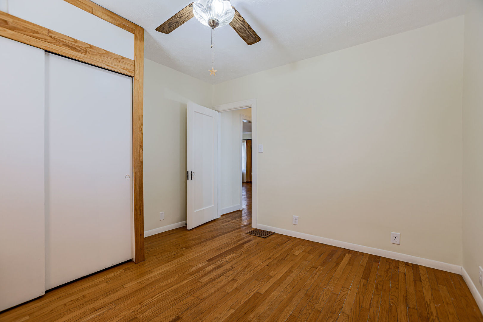 1115 West John Street Champaign, IL 61821 - Photo 15 of 35