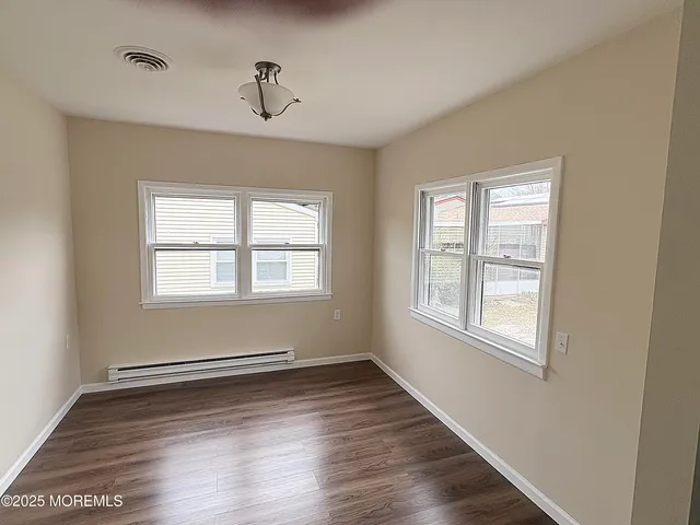 $249,900 | 36 Westport Drive, Whiting, NJ 08759