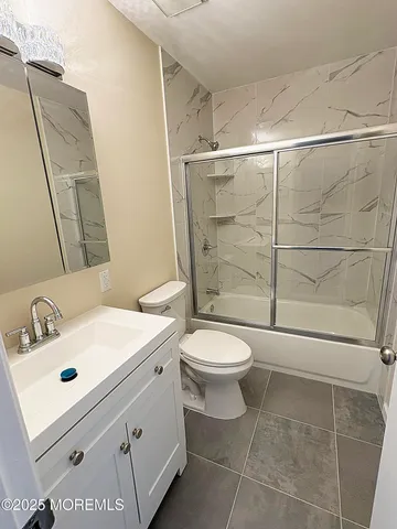 $249,900 | 36 Westport Drive, Whiting, NJ 08759