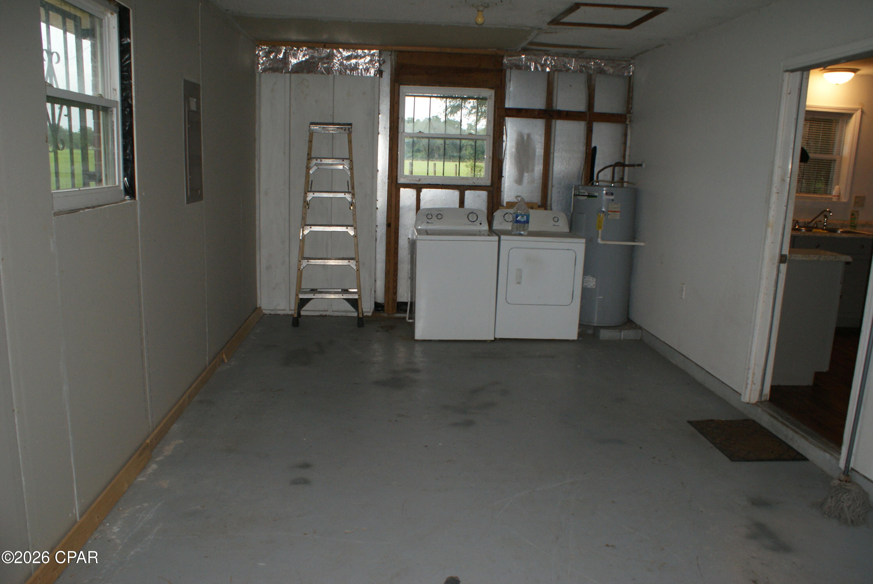 5728 Snow Hill Road Malone, FL 32445 - Photo 20 of 25