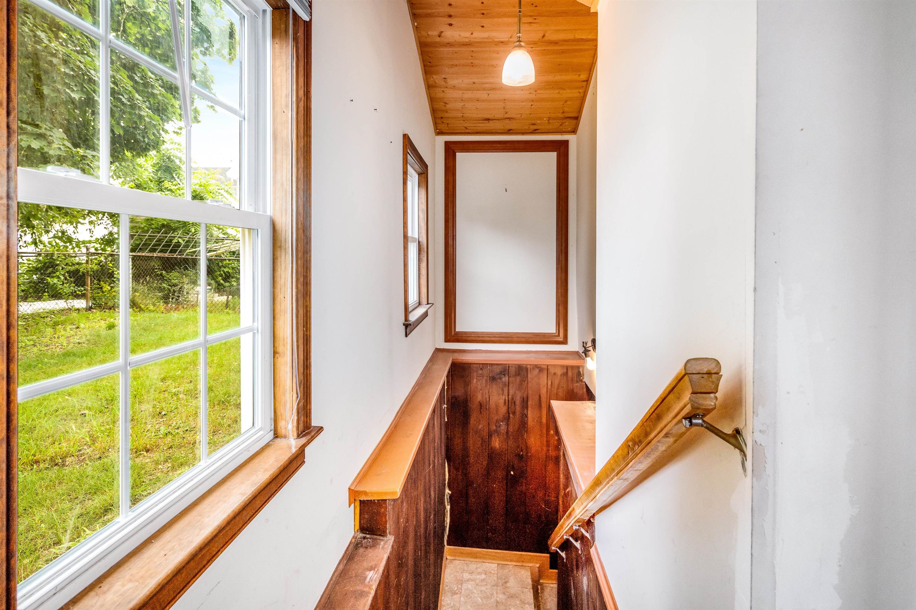 23 Ellen Court Manchester, NH 03103 - Photo 17 of 21