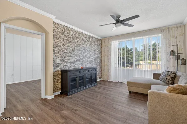 $169,900 | 8539 Gate Parkway West, Unit 9325, Jacksonville, FL 32216