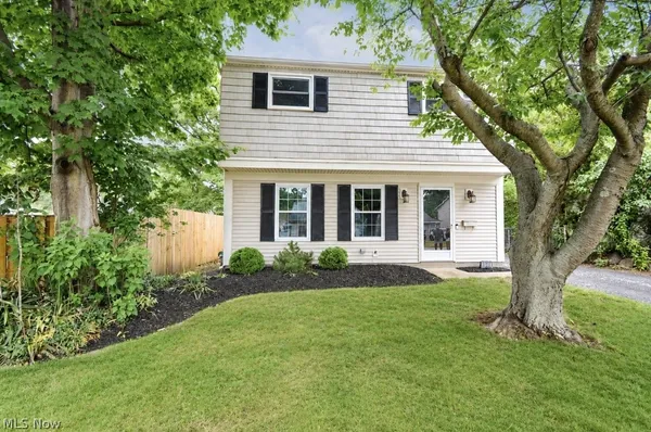 $244,900 | 6257 Iroquois Trail, Mentor, OH 44060