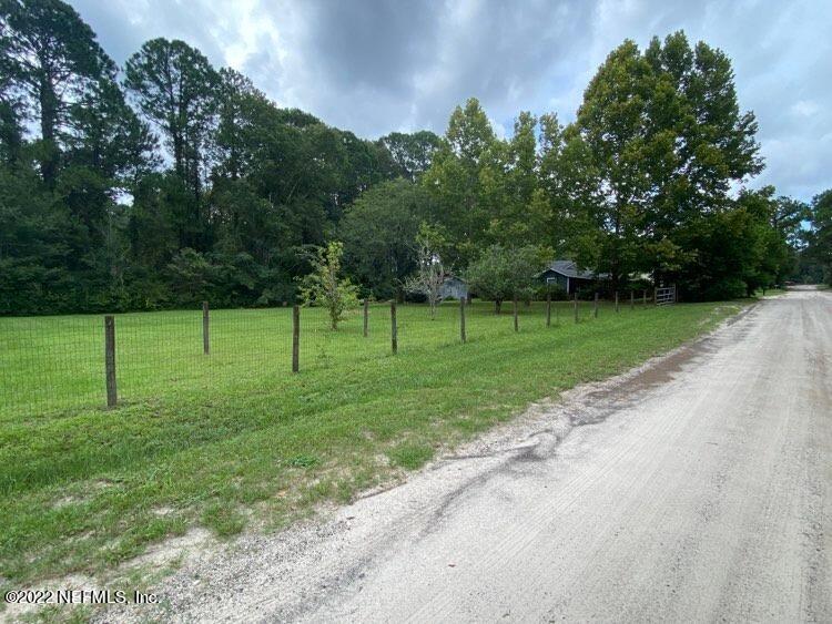 85152 Myrtice Road Yulee, FL 32097 - Photo 7 of 7 a view of a park with trees