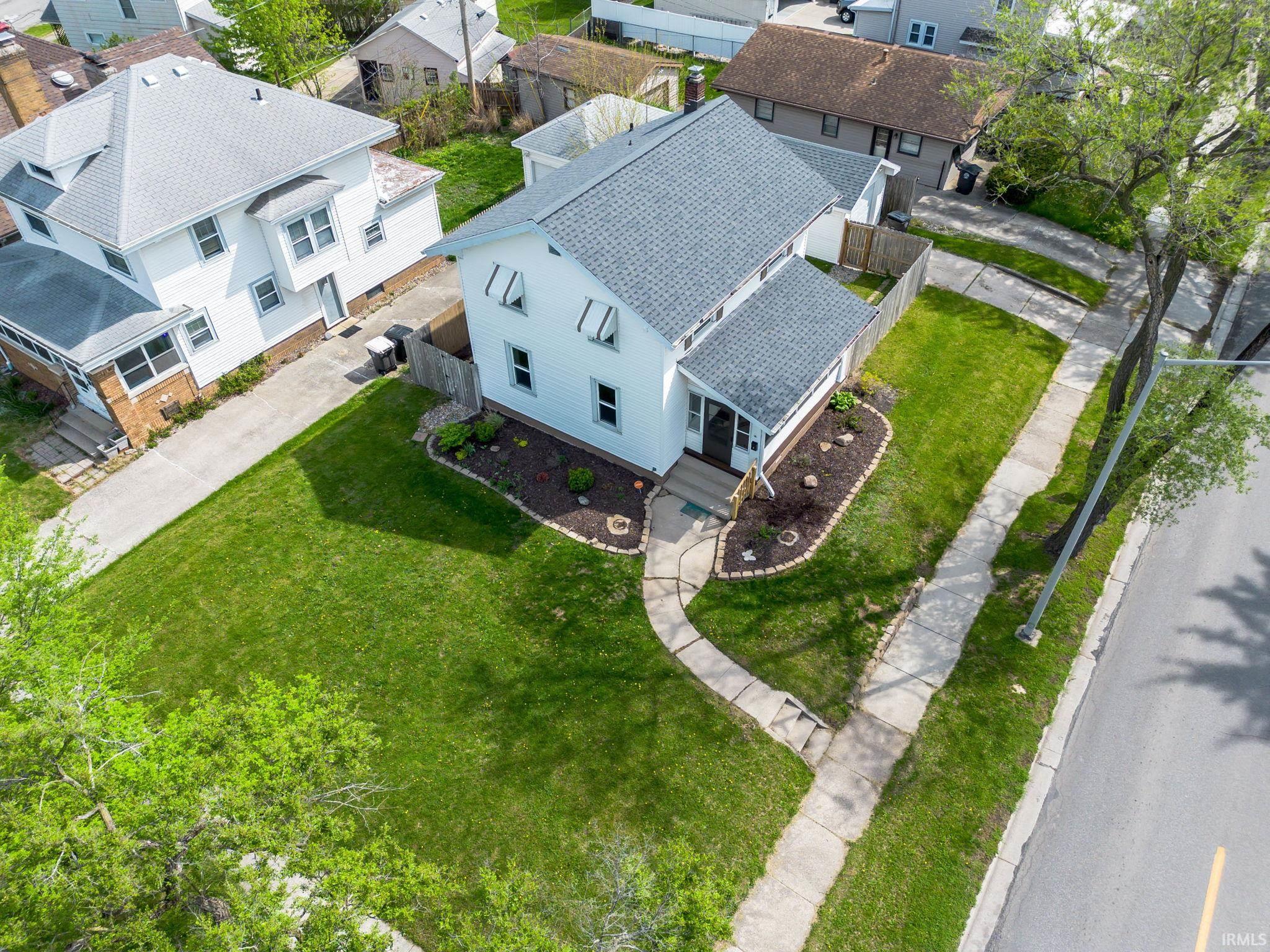 1730 Spring Street Fort Wayne, IN 46808 - Photo 2 of 34