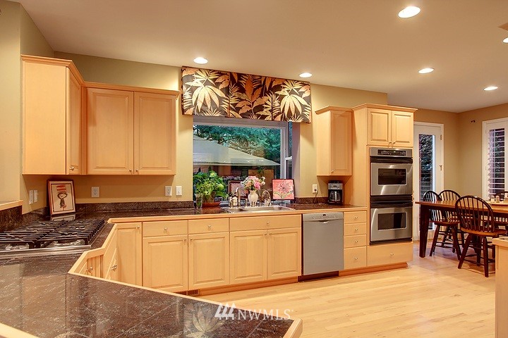 3603 210th Place Southeast Bothell, WA 98021 - Photo 5 of 14