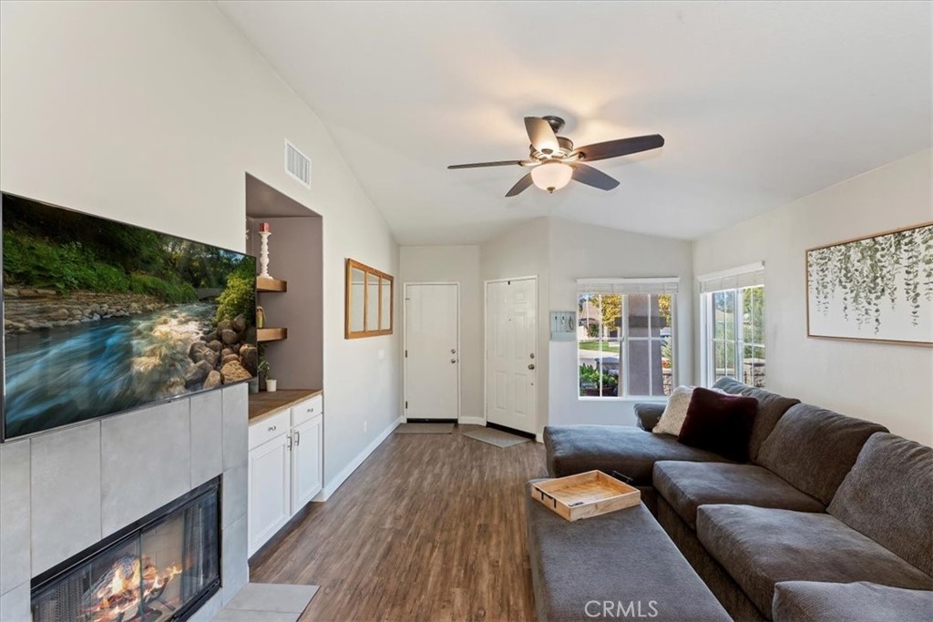 36738 Beech Street Winchester, CA 92596 - Photo 12 of 55