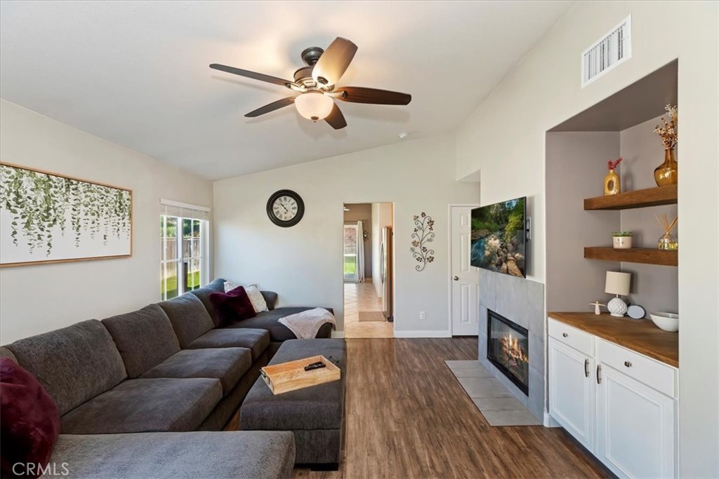 36738 Beech Street Winchester, CA 92596 - Photo 13 of 55