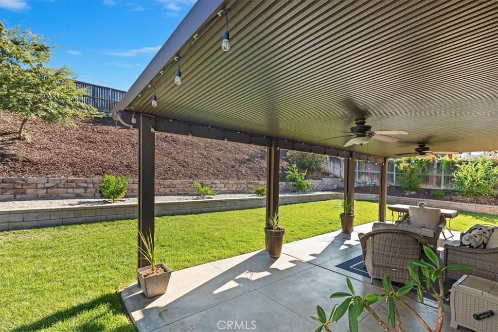 36738 Beech Street Winchester, CA 92596 - Photo 48 of 55