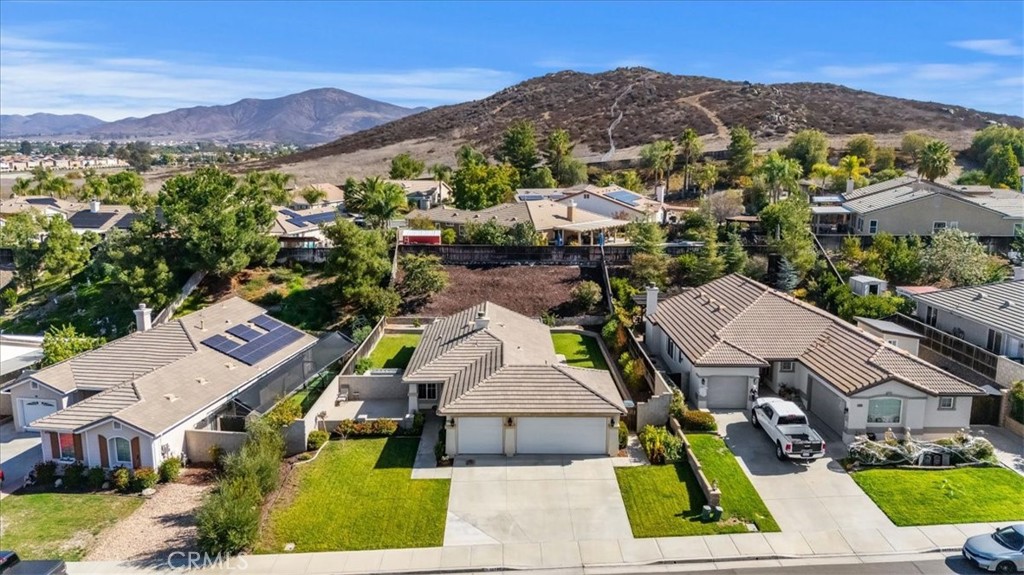 36738 Beech Street Winchester, CA 92596 - Photo 7 of 55