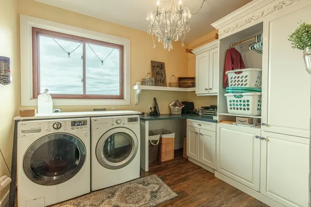 $1,499,900 | N8161 Zentner Road, New Glarus, WI 53574