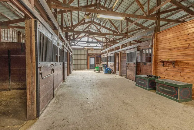 $1,499,900 | N8161 Zentner Road, New Glarus, WI 53574