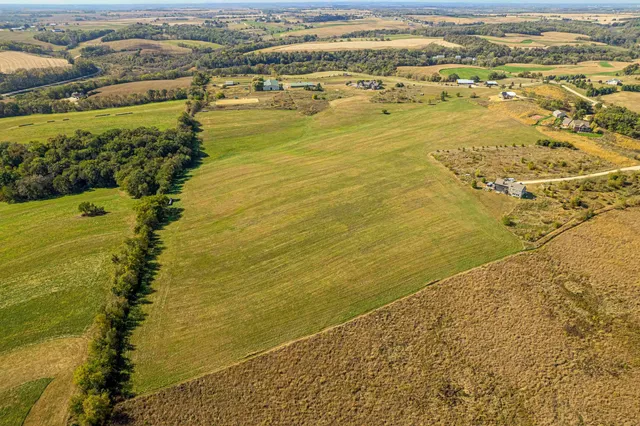 $1,499,900 | N8161 Zentner Road, New Glarus, WI 53574