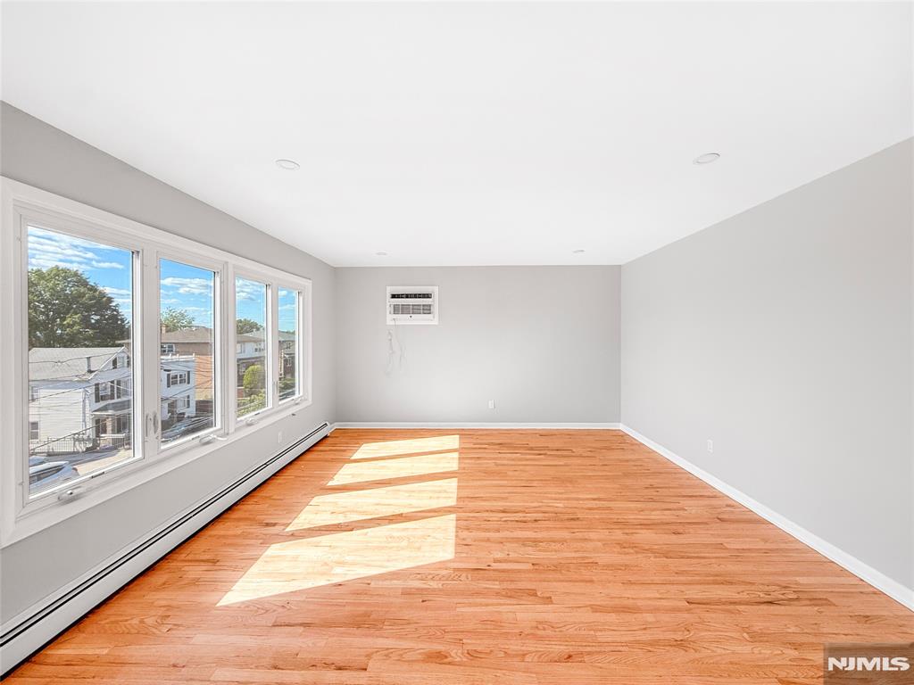 174 Maple Street, Unit 3 Fairview, NJ 07022 - Photo 10 of 25