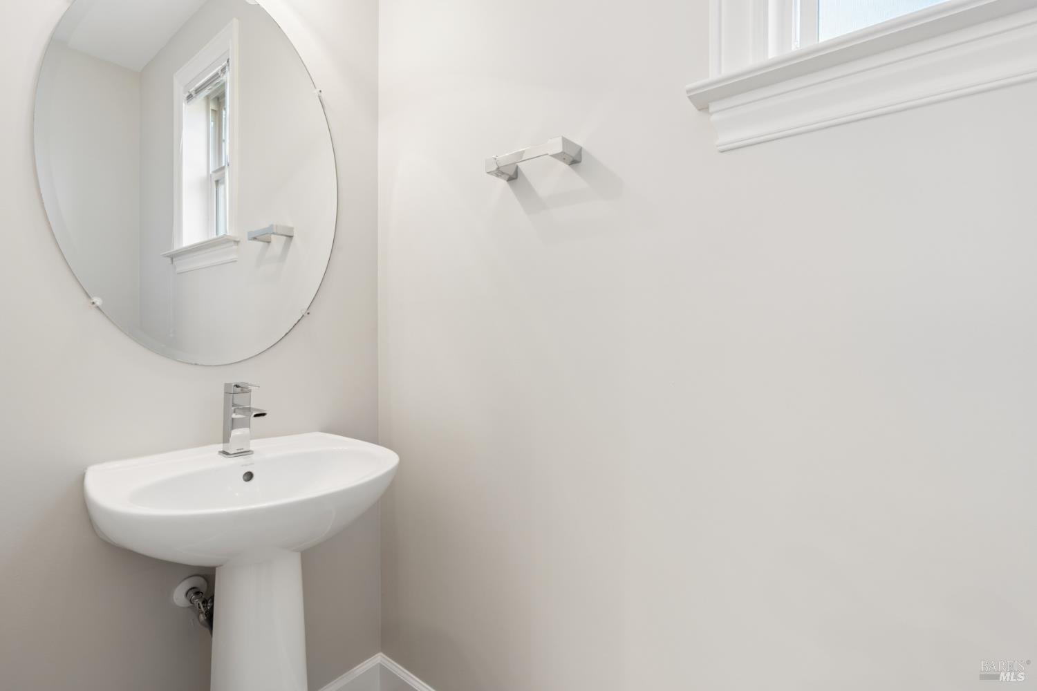 34 Bayharbor Way San Rafael, CA 94901 - Photo 13 of 45