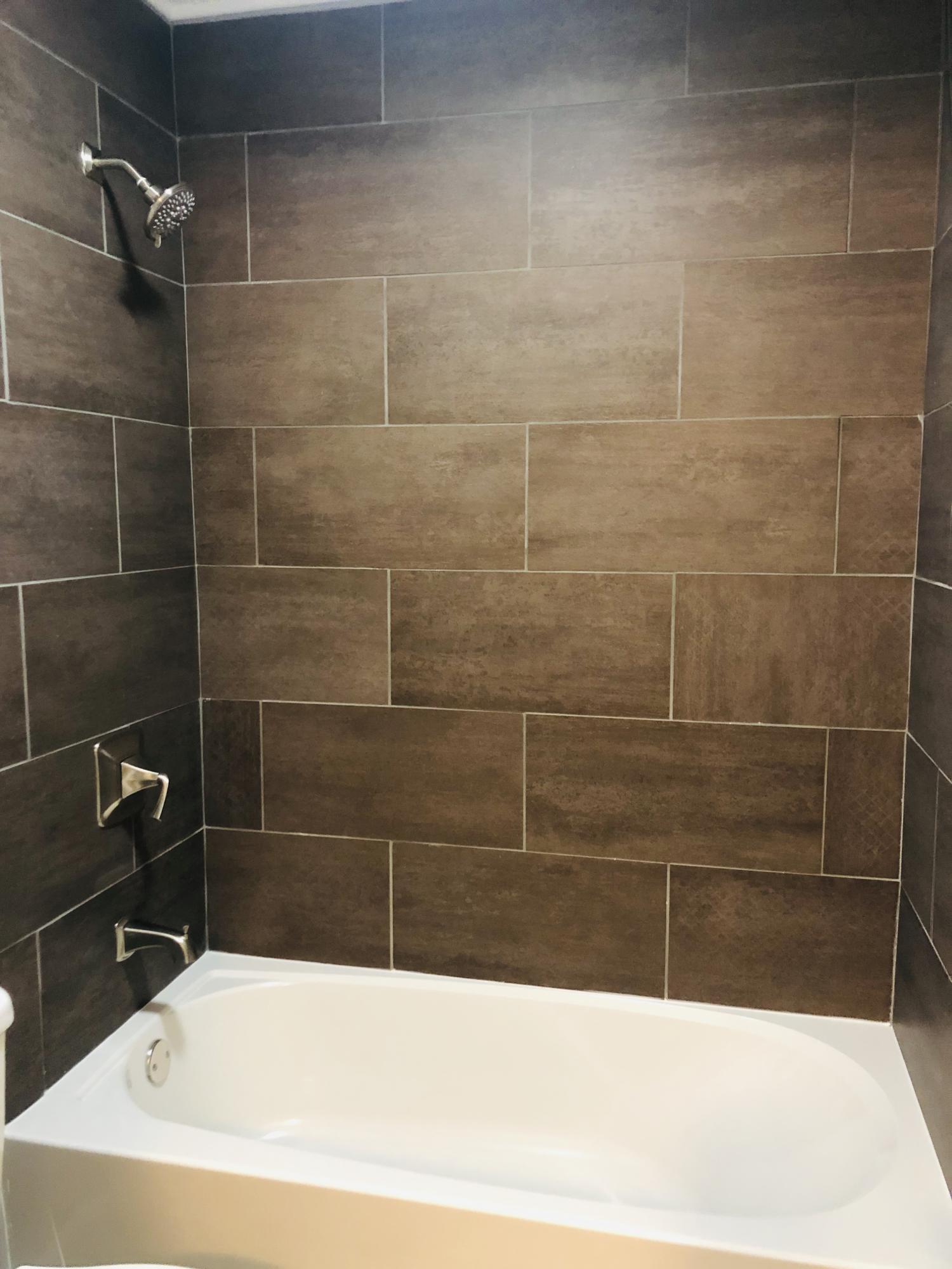 305 East Faunce Lane Oak Ridge, TN 37830 - Photo 15 of 38 Tile Shower/Tub
