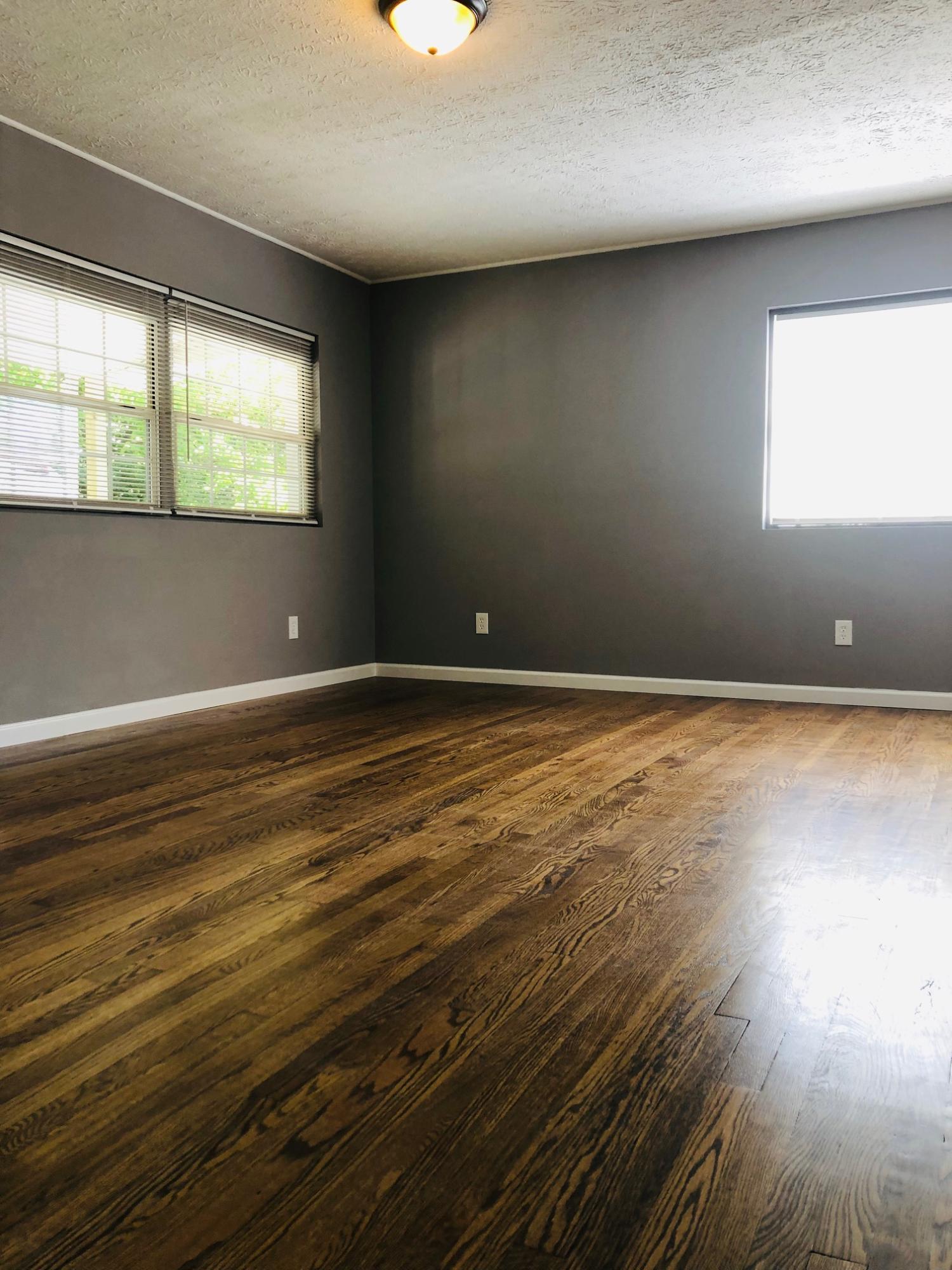 305 East Faunce Lane Oak Ridge, TN 37830 - Photo 18 of 38 Living Room