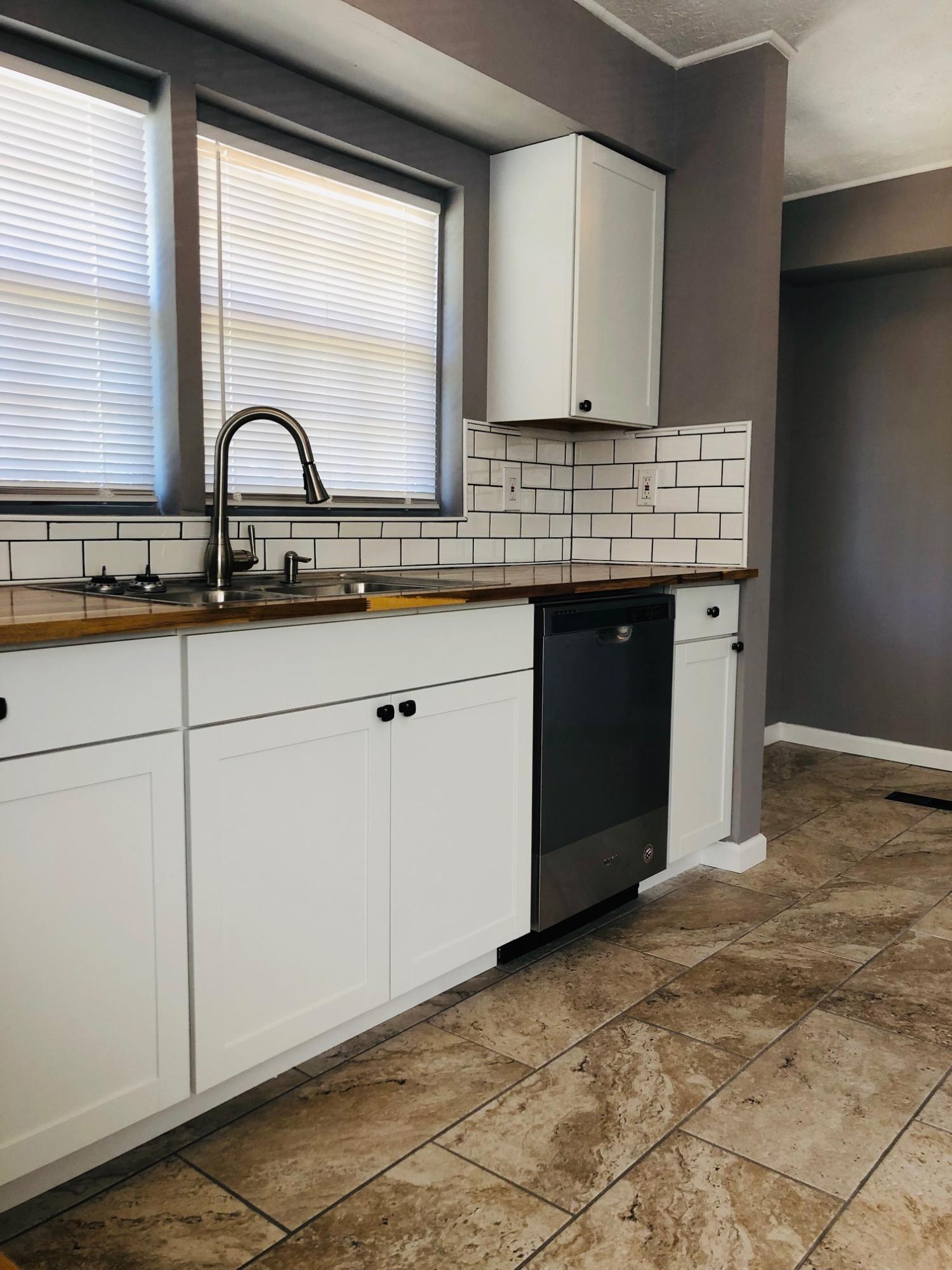 305 East Faunce Lane Oak Ridge, TN 37830 - Photo 22 of 38 Kitchen