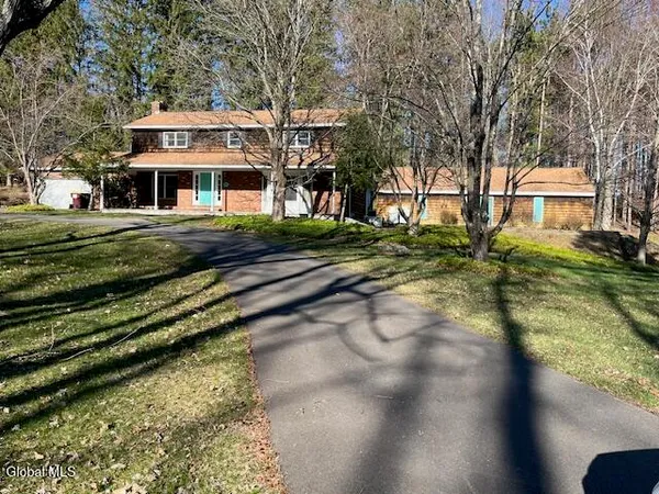 $650,000 | 84 Climer Circle, Sand Lake, NY 12196