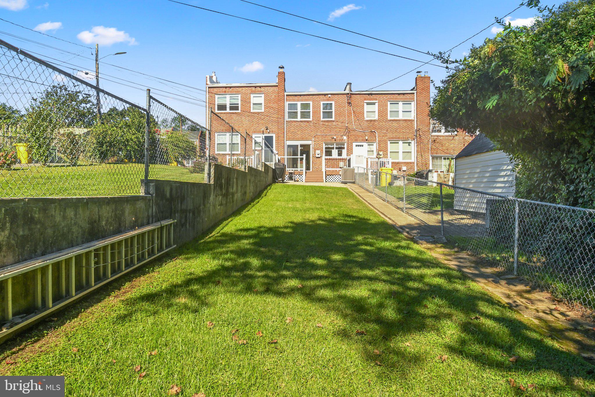 747 Old Riverside Road Baltimore, MD 21225 - Photo 25 of 26 Generously Sized Rear Yard