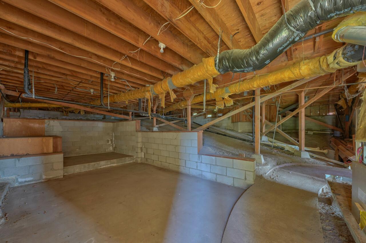 26045 Toro Road Salinas, CA 93908 - Photo 26 of 35 a view of a room with wooden floor