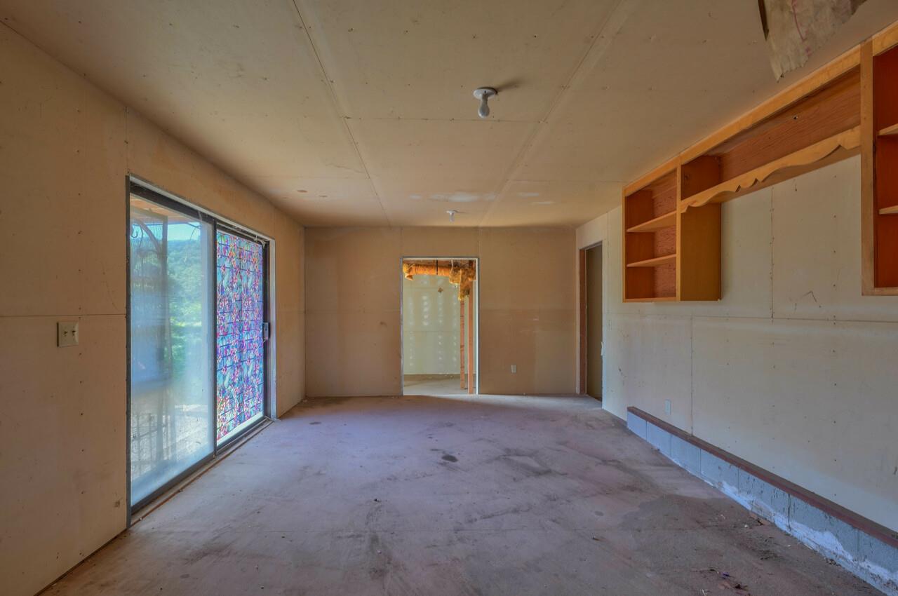 26045 Toro Road Salinas, CA 93908 - Photo 30 of 35 a view of an empty room with window and closet area