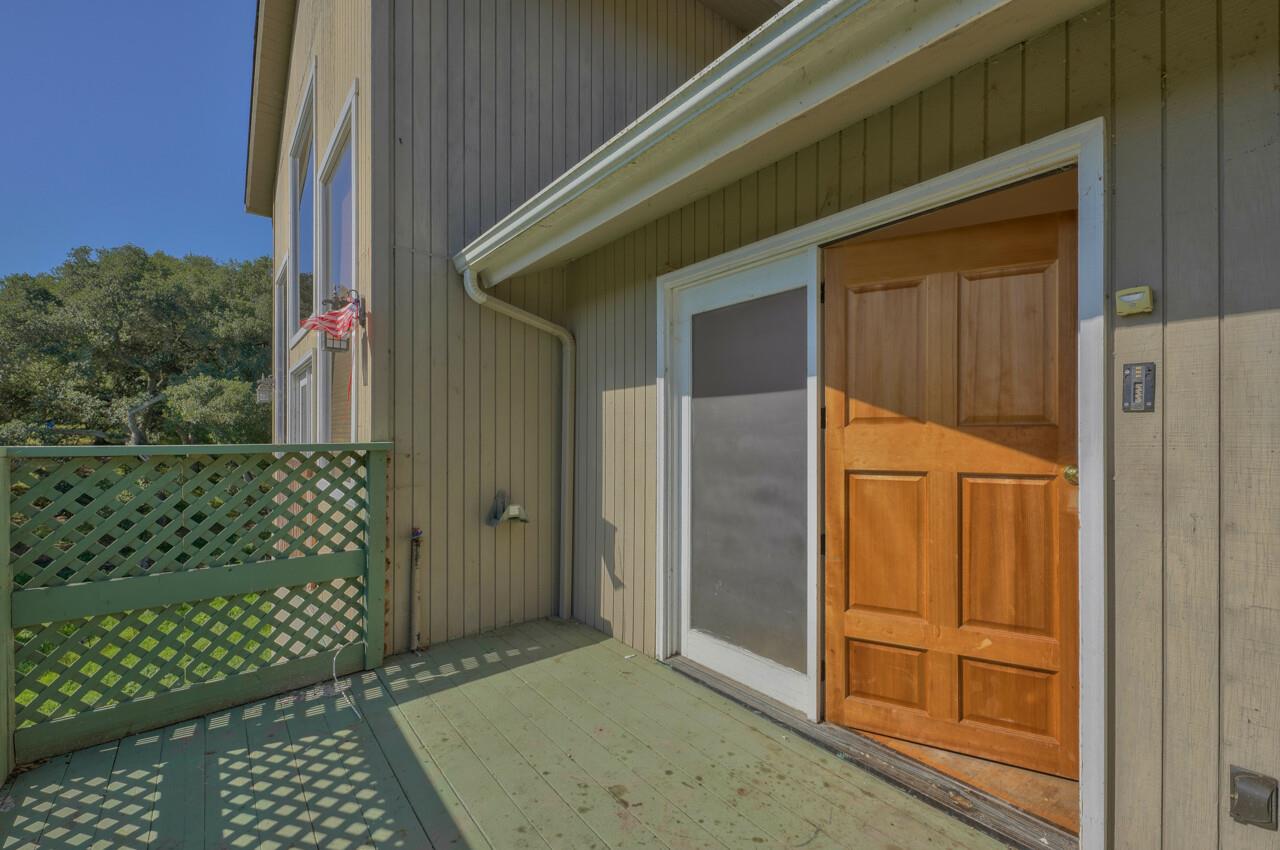 26045 Toro Road Salinas, CA 93908 - Photo 3 of 35