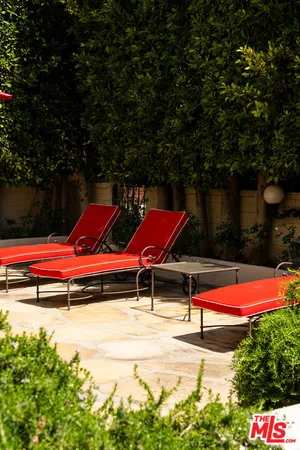 $9,500 | 1424 North Crescent Heights Boulevard, Unit 60, West Hollywood, CA 90046
